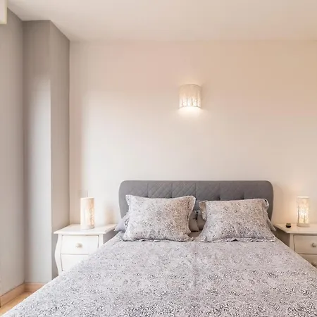 Appartamento Luminoso Con Terraza *