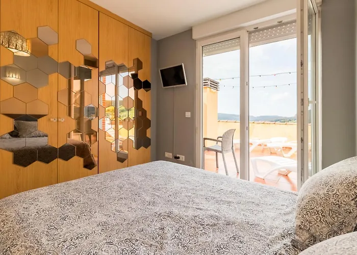 Apartament Luminoso Con Terraza *